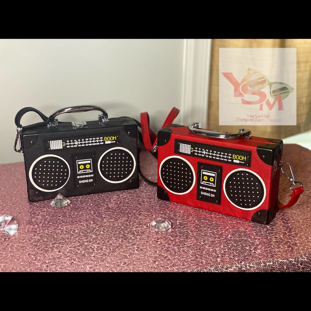 Radio Purse